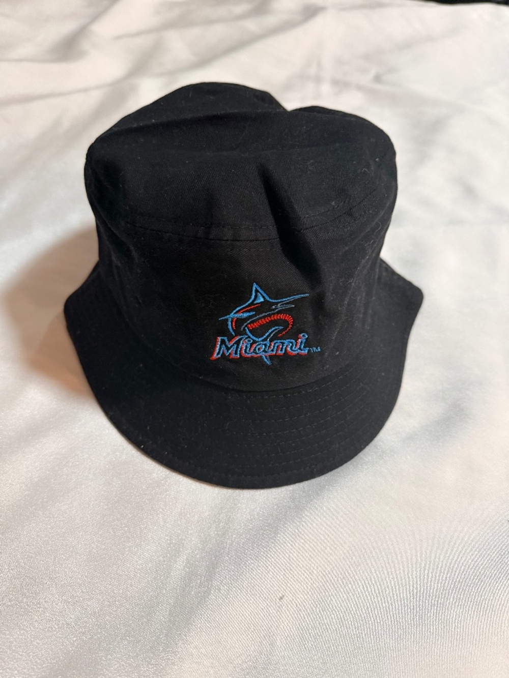 Miami Marlins Reversible Bucket Hat Black Ocean Bank Embroidered